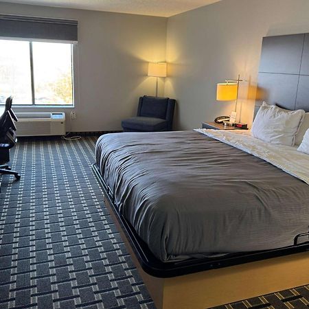 Americinn By Wyndham Columbus Wisconsin Εξωτερικό φωτογραφία
