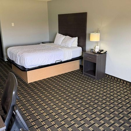 Americinn By Wyndham Columbus Wisconsin Εξωτερικό φωτογραφία