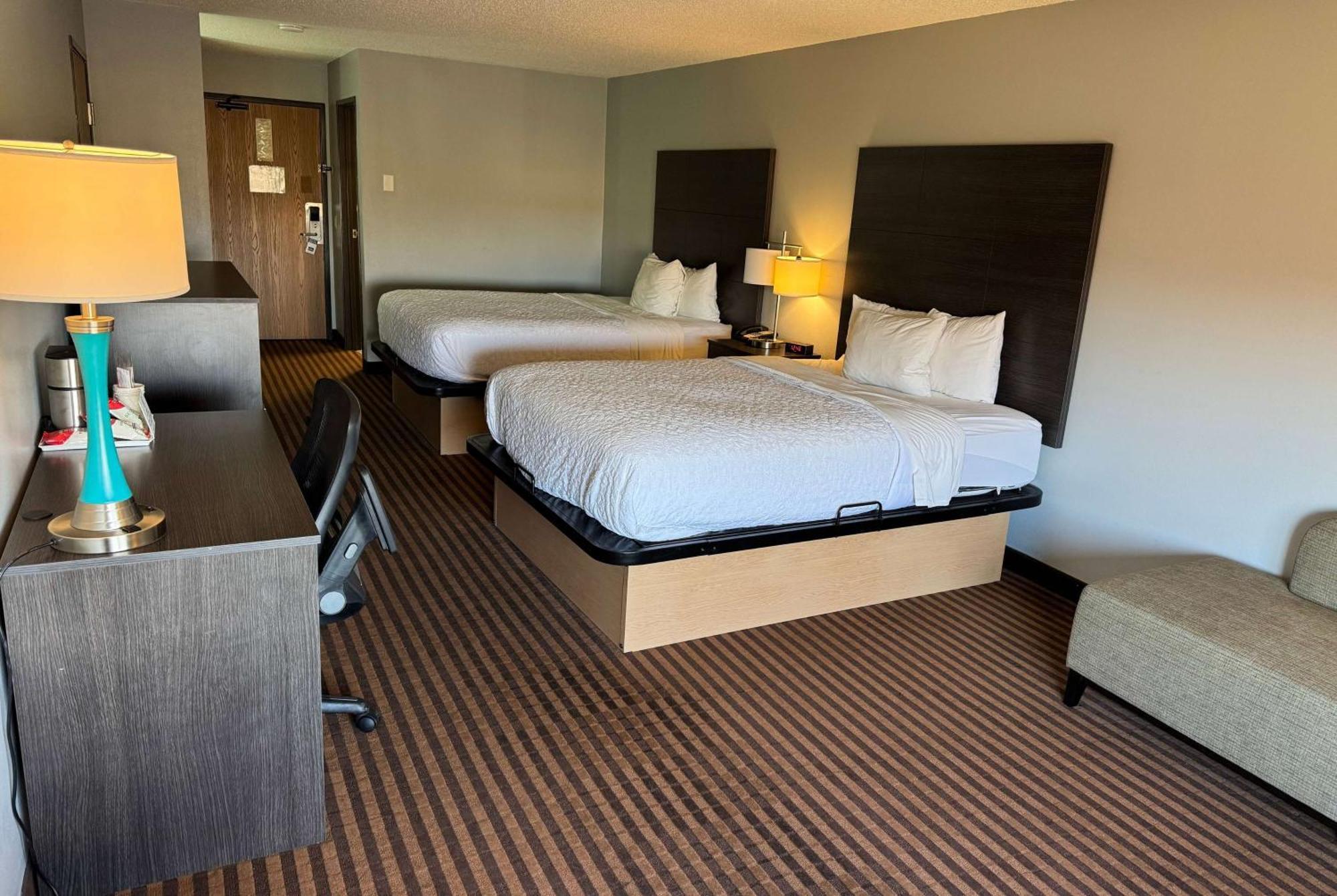Americinn By Wyndham Columbus Wisconsin Εξωτερικό φωτογραφία