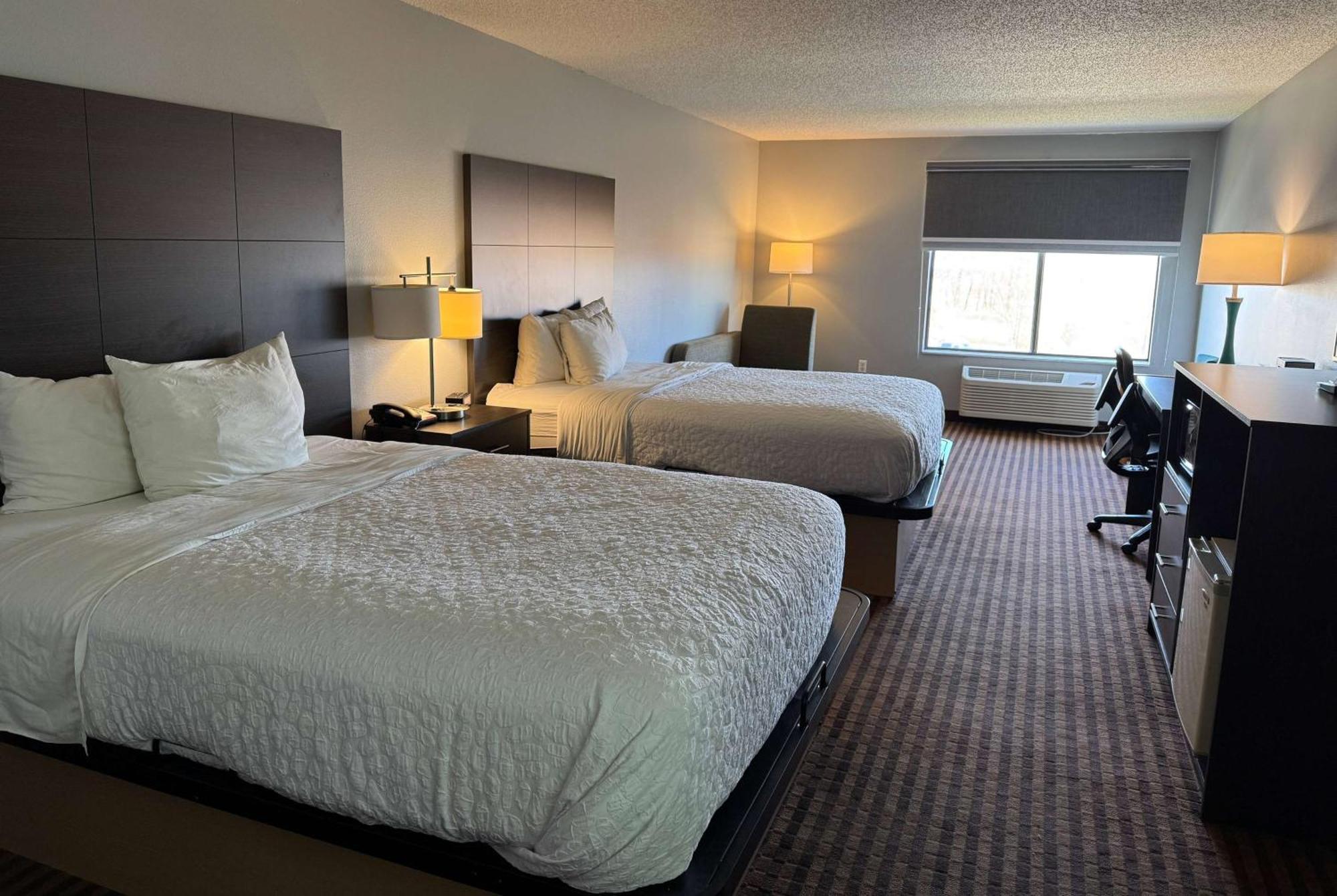 Americinn By Wyndham Columbus Wisconsin Εξωτερικό φωτογραφία