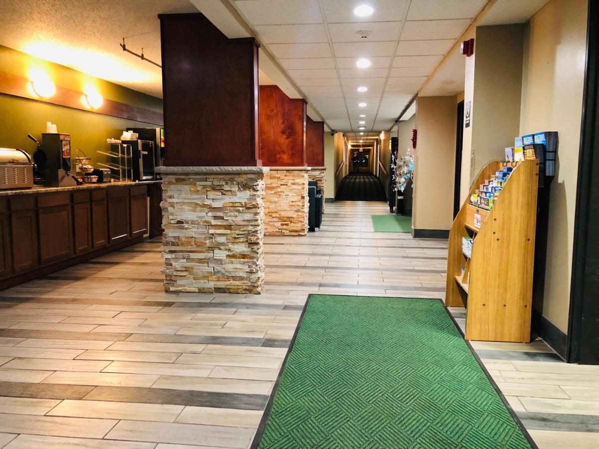 Americinn By Wyndham Columbus Wisconsin Εξωτερικό φωτογραφία