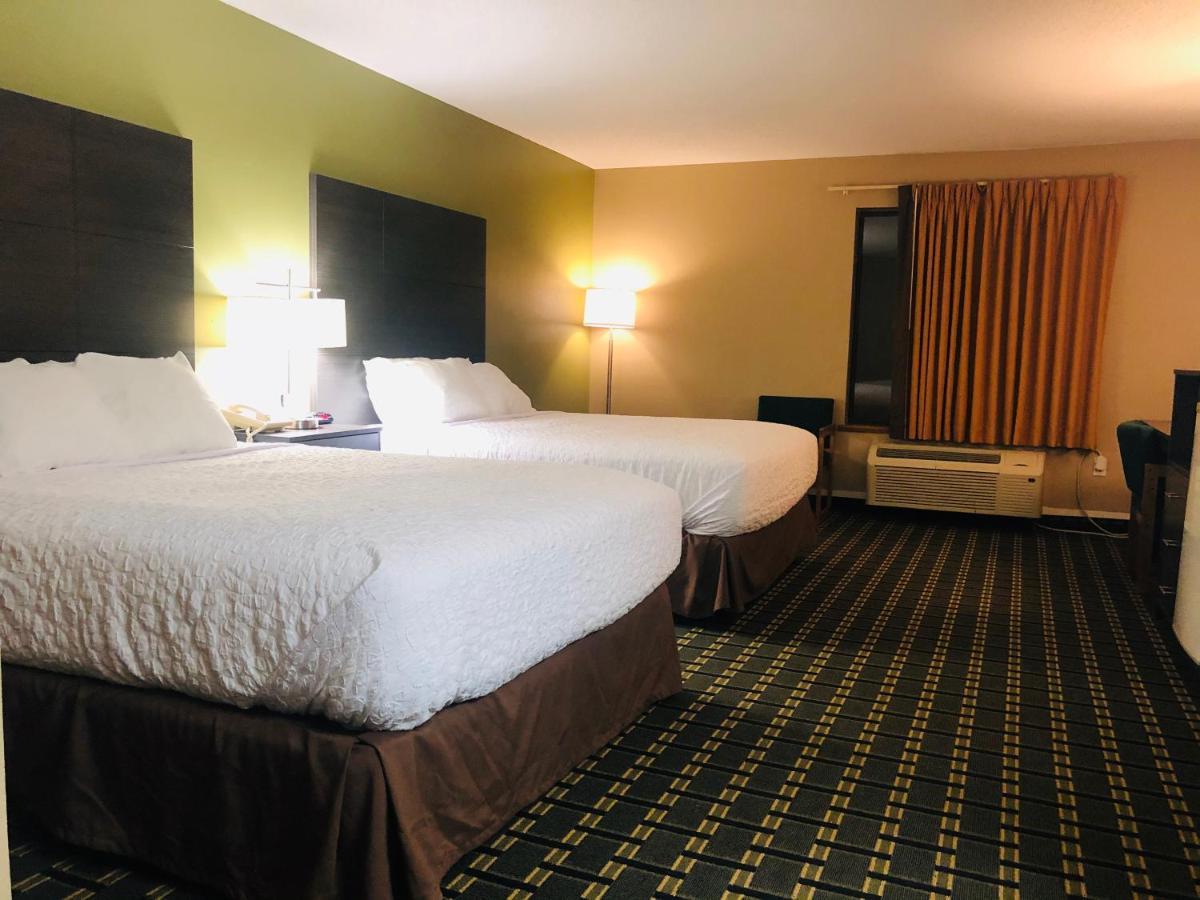 Americinn By Wyndham Columbus Wisconsin Εξωτερικό φωτογραφία